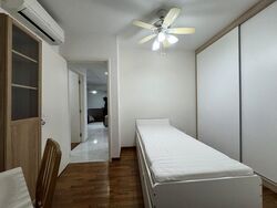 The Esparis (D18), Condominium #522554261